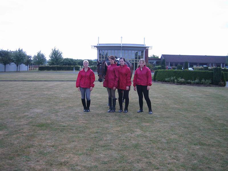Newmarket_2010_165.jpg