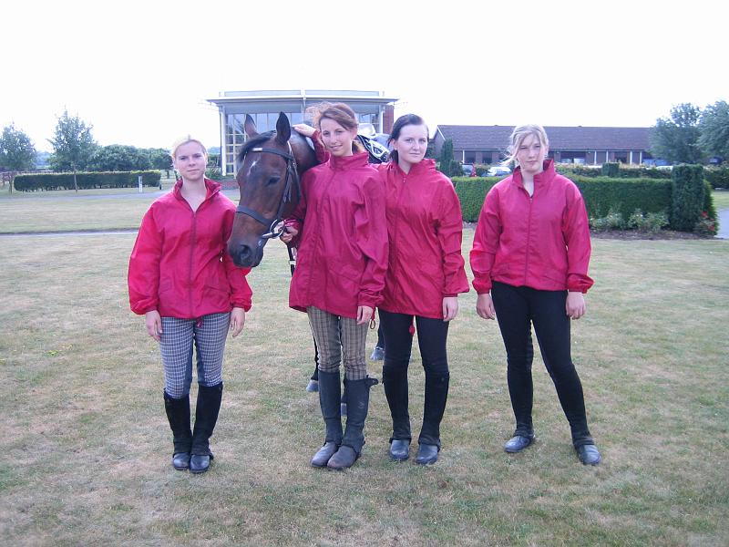 Newmarket_2010_166.jpg